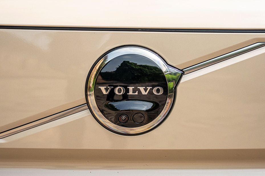 Brand Logo (Front) Image of EX90
