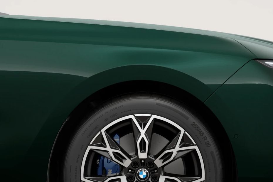 Front Fender Image of i7