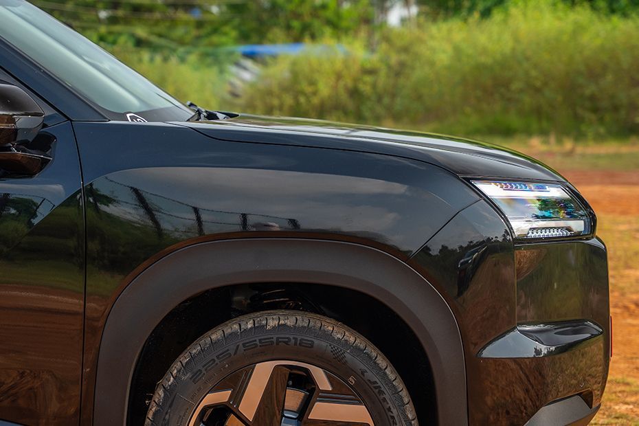 Front Fender Image of Hector Tomahawk EV
