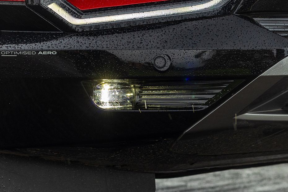 Front Fog Lamp Image of BE 6