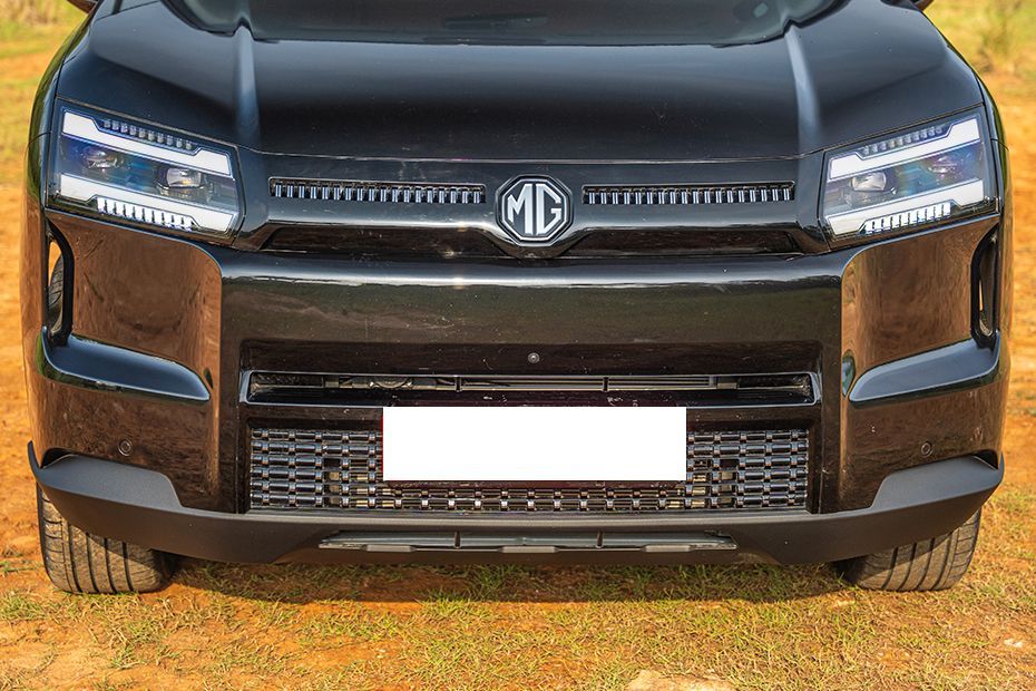 Front Grille Image of Hector Tomahawk EV