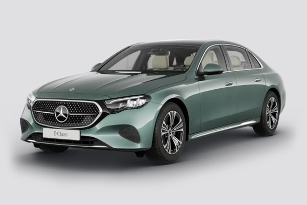 Front Left Quarter View Image of E-Class