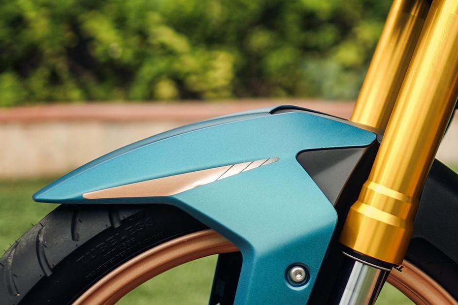 Front Mudguard & Suspension of Apache RTR 160 4V