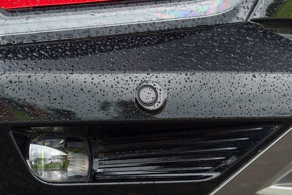 Front Parking Sensors Image of BE 6