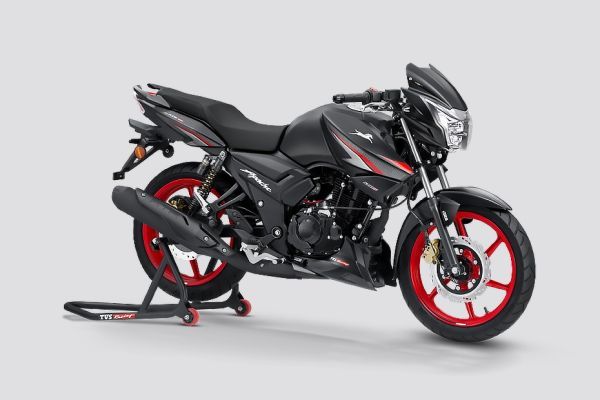 Front Right Quarter View of Apache RTR 160