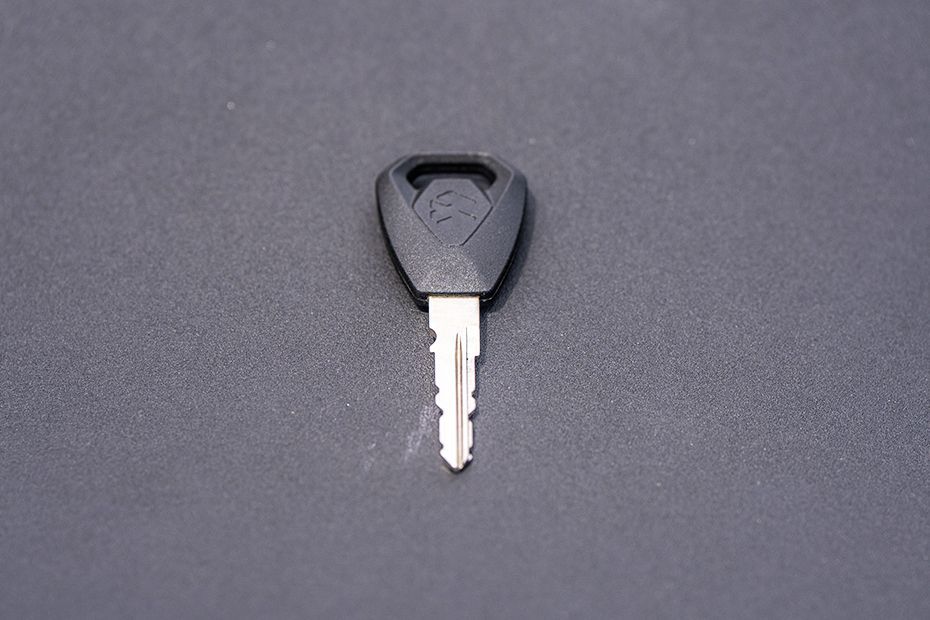 Key (Front) of Pulsar 125