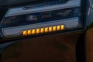 Turn Indicator (Front) Image of Hector Tomahawk EV