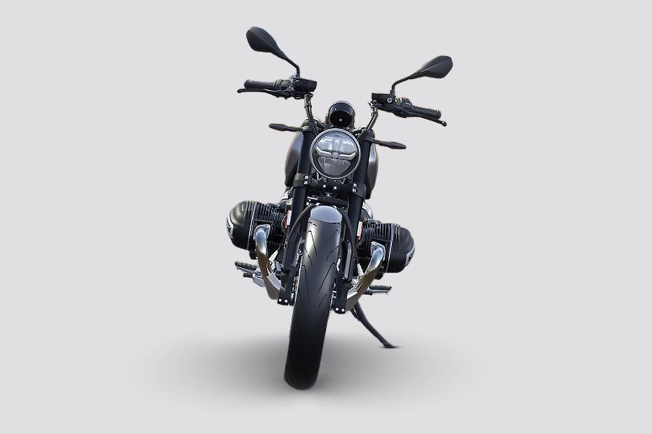 Front View of R 12