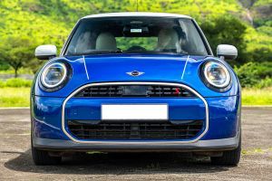Front View Image of Cooper S