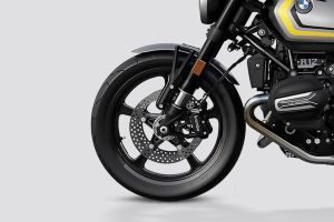 Front Wheel of R 12