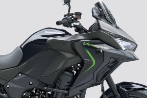 Fuel Tank (Right) of Versys 1100