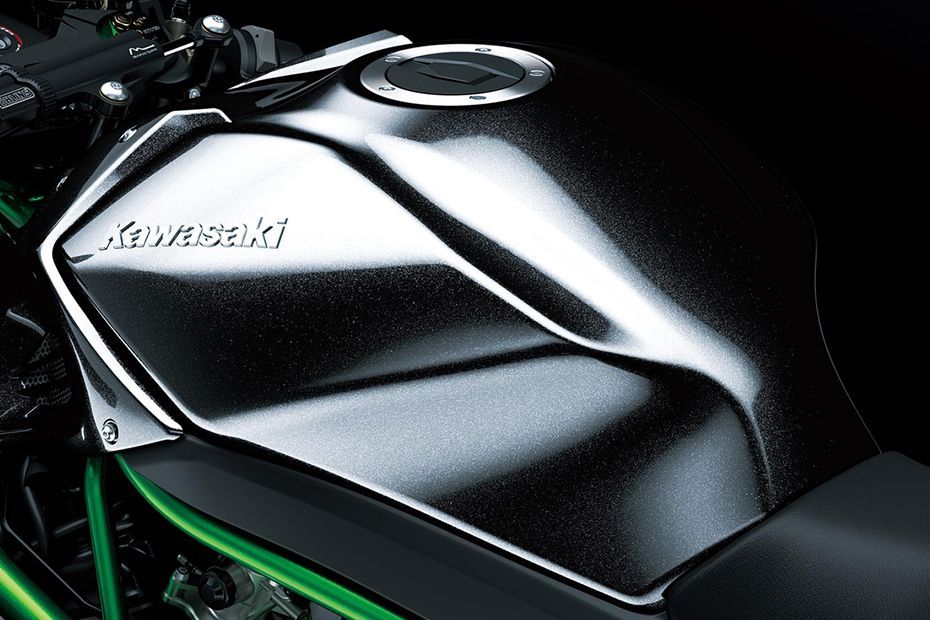 Fuel Tank (Top) of Model_