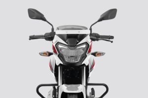 Headlamp of Pulsar 150