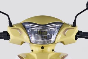 Headlamp of Magnus Neo