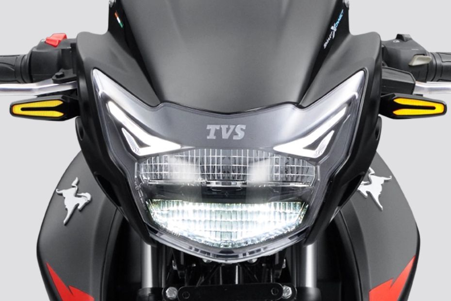 Headlamp of Apache RTR 160
