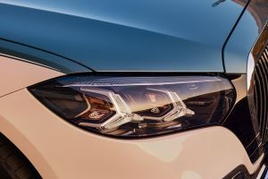 Headlight Image of Maybach S Class Facelift