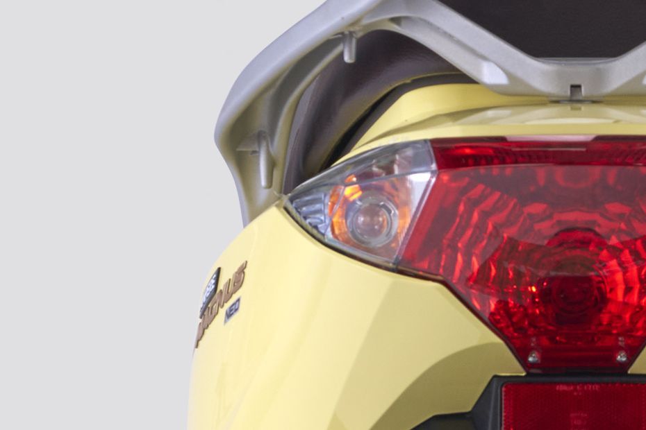 Indicator (Rear) of Magnus Neo