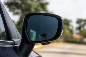 Outside Mirror Glass Image of Baleno