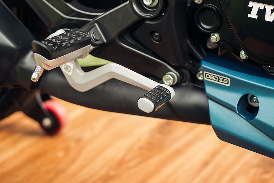 Rear Brake Lever of Model_
