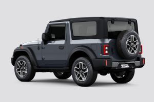 Rear Left Three Quarter View Image of Thar