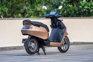 Rear Right Three Quarter View of Konarc
