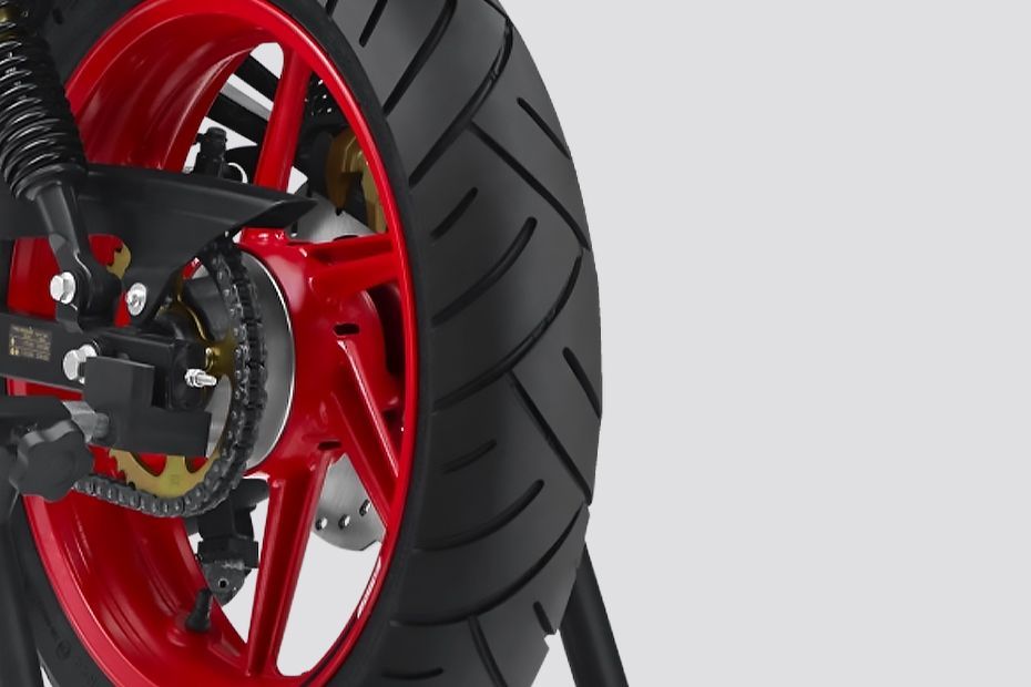 Rear Tyre of Apache RTR 160