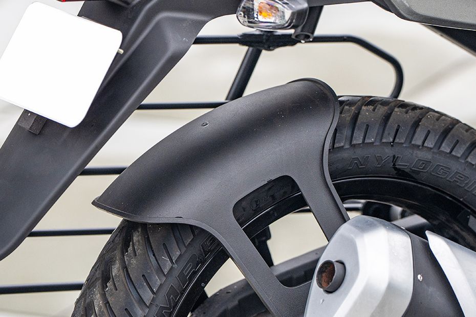 Rear Tyre Hugger of Pulsar 125