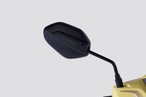 Rear View Mirror(Front View) of Model_