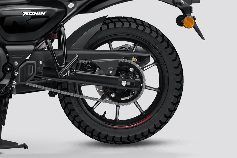 Rear Wheel of Ronin