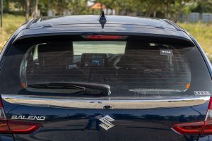Rear WindShield Image of Baleno