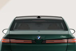Rear WindShield Image of i7