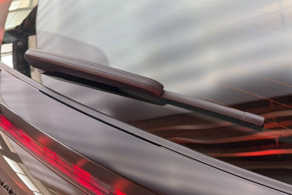 Rear Wiper Image of Cayenne Electric