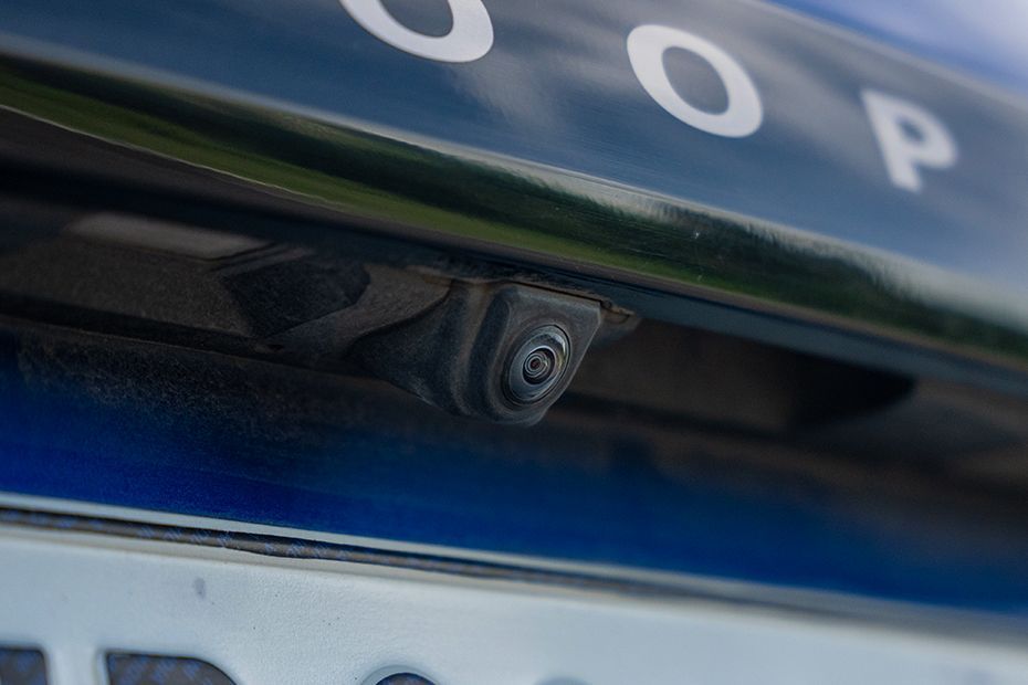 Reverse Parking Camera Image of Cooper S