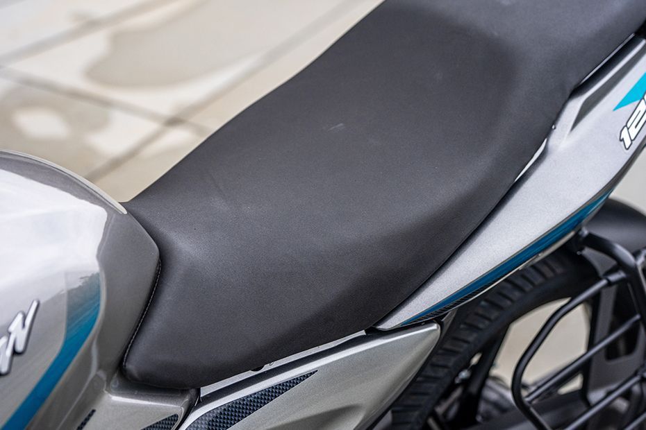 Rider Seat of Pulsar 125