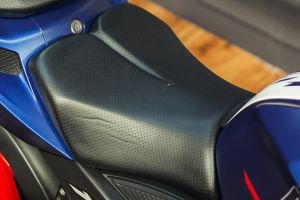 Rider Seat of Apache RTR 200 4V