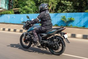 Riding: Rear Left Three Quarter View of Pulsar 125