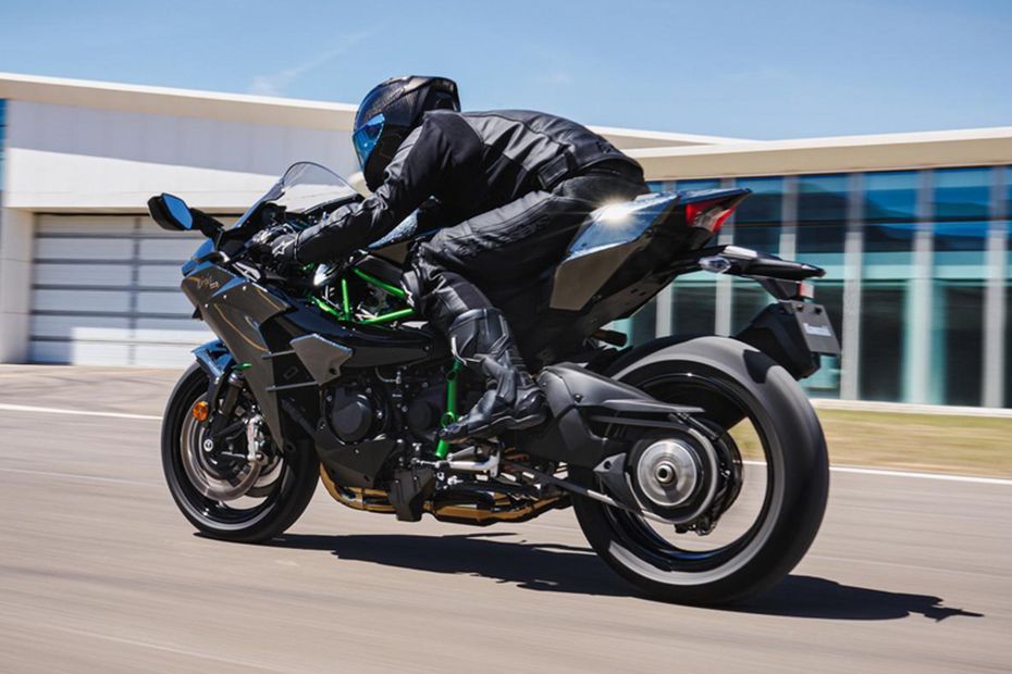 Riding: Rear Left Three Quarter View of Ninja H2