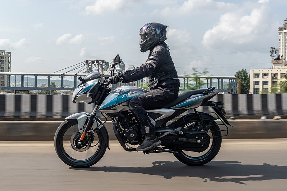 Riding: Side Profile(Left)View of Pulsar 125