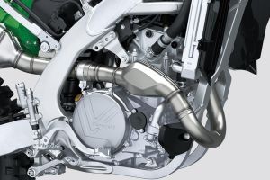 Engine (Right) of KX 450