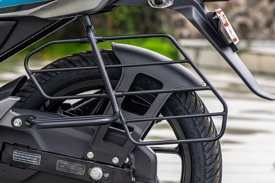 Saree Guard of Pulsar 125