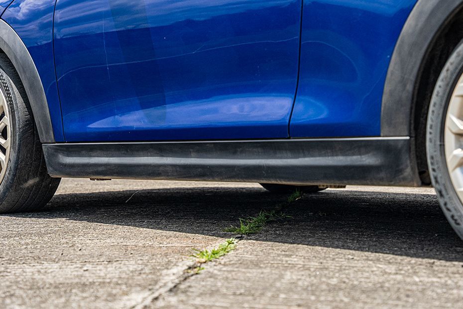 Side Skirt Image of Cooper S