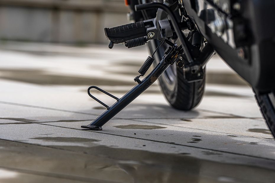 Side Stand of Model_