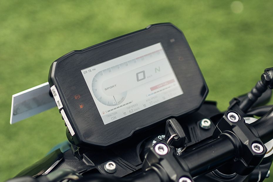 Tachometer of Apache RTR 160 4V