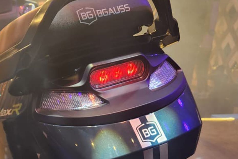 Tail Lamp of C12 MaxR
