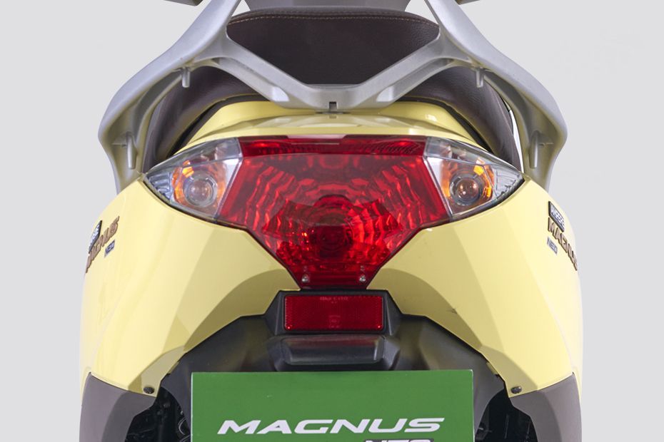 Tail Lamp of Magnus Neo
