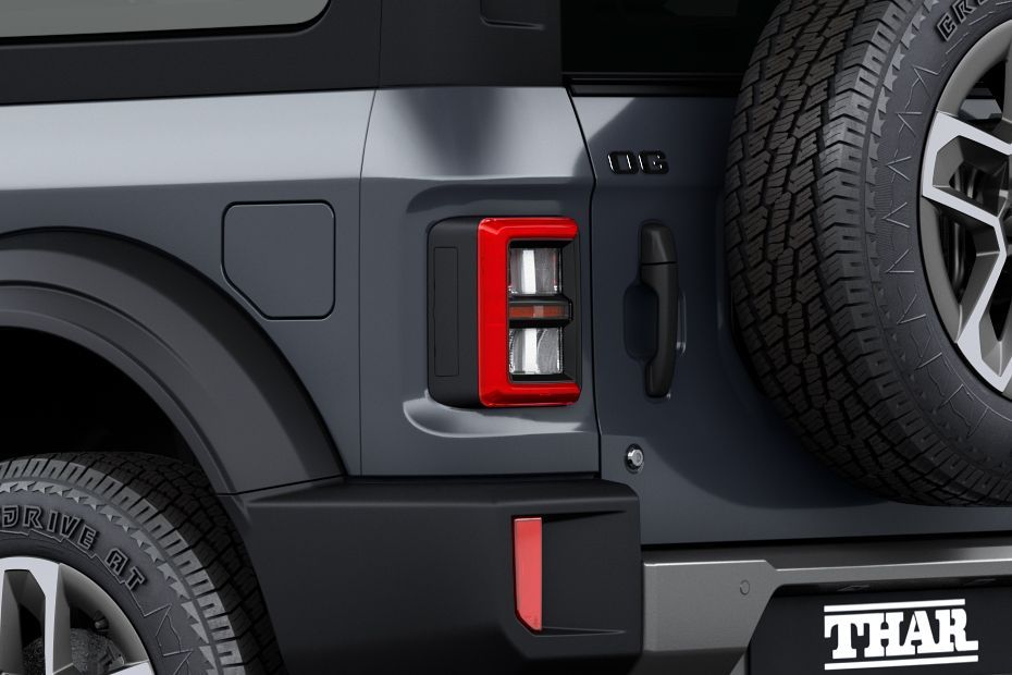 Taillight Image of Thar