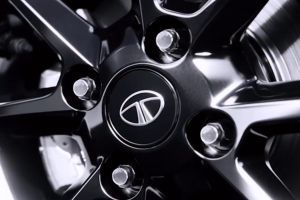 Wheel Image of Aeris