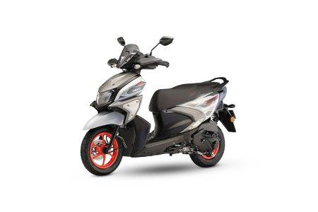 Yamaha RayZR 125 Fi Hybrid Street Rally Price, Features, Images