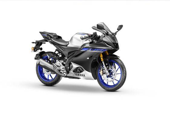 Image of Yamaha R15 V4