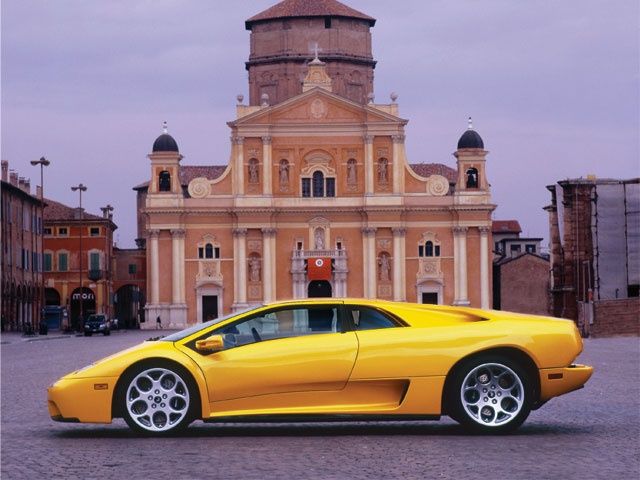 Lamborghini Diablo VT: In Pictures! @ ZigWheels